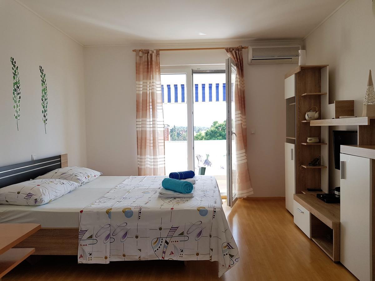 Apartments Monica Novalja Εξωτερικό φωτογραφία