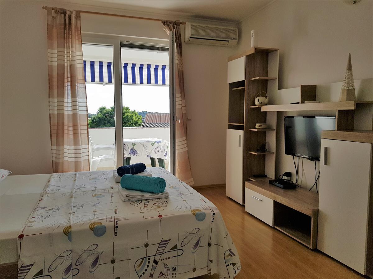 Apartments Monica Novalja Εξωτερικό φωτογραφία